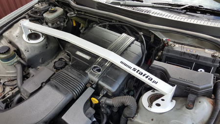 Front upper strut bar Lexus IS 200 Black