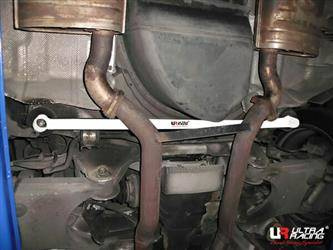 BMW E39 M5 Ultra Racing rear lower Bar