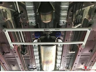 Rozpórka Mitsubishi Xpander NC 1.5 2WD 17+ UltraRacing 4-punktowa środkowa dolna Brace