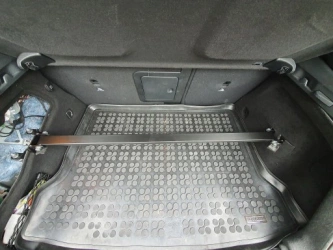 Rozpórka Mercedes A45 skręcana tylna górna Red