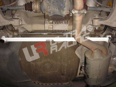 BMW 5-Series E60 530 UltraRacing 2-point rear lower Bar