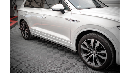 Dokładka Volkswagen Touareg III R-line Progi Gloss Black