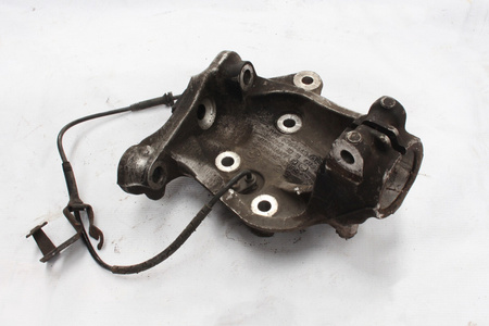 Zwrotnica lewy przód BMW E92 3121676444303