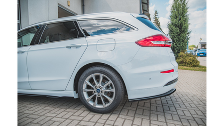 Splitter Ford Mondeo V Facelift Rear Central Gloss Black