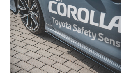 Dokładka Toyota Corolla XII Progi Gloss Black