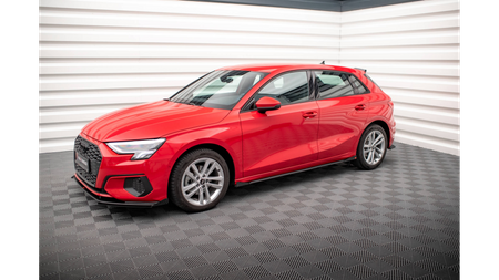 Dokładka Audi A3 8Y Progi Street Pro Black-Red + Gloss Flaps