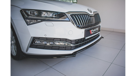 Splitter Skoda Superb III Facelift przód v.1 Gloss Black