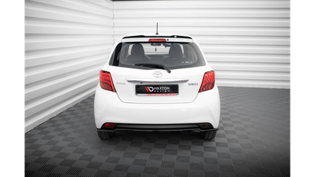Splitter Toyota Yaris III Facelift Tył Środkowy
