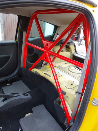Bolt-in Half Roll Cage Renault Clio 3 Sport White