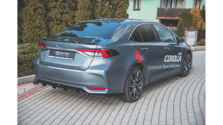 Dokładka Toyota Corolla XII Progi Gloss Black