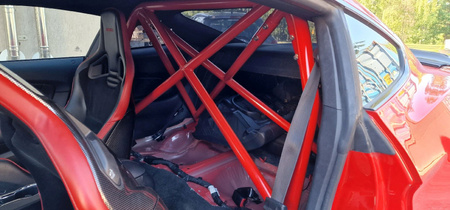 Rollbar skręcana pół klatka Ford Mustang VI Red