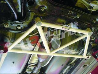 Toyota IST/Urban Cruiser 01-06 Ultra-R 4-point front H-Brace