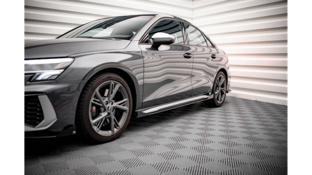Dokładka Audi A3 8Y S-Line Progi Street Pro Black-Red + Gloss Flaps