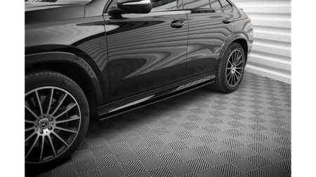 Dokładka Mercedes-Benz GLE C167 Progi Gloss Black