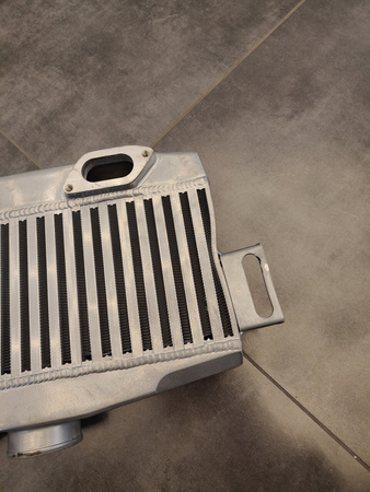TurboWorks Intercooler Subaru Impreza WRX STI GR GV 2.5T 08-13 Top Mount DAMAGED