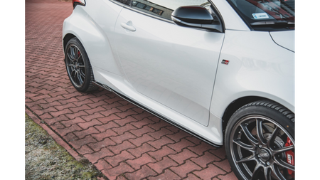 Dokładka Toyota GR Yaris IV Progi v.1 Gloss Black