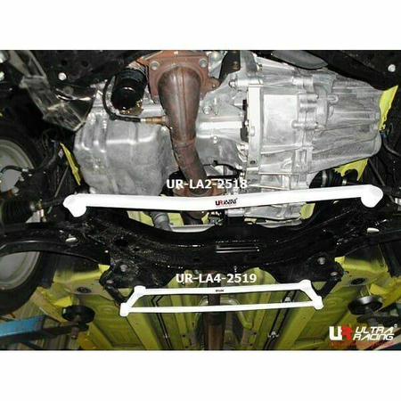 Suzuki Swift Sport ZC32S 1.6 2WD MT 10-17 UltraRacing 2-point front lower Tiebar