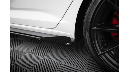 Side Skirts Volkswagen Jetta GLI Mk7 Street Pro Black + Gloss Flaps