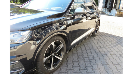 Dokładka Audi Q7 4M S-Line Progi Gloss Black