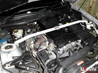 Rozpórka Mercedes SLK 200/280 04-11 UltraRacing przednia górna Strutbar