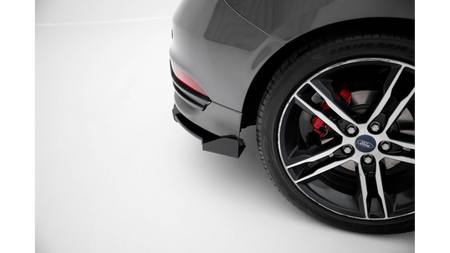 Dyfuzor Ford Focus ST Mk3 Facelift Tył Street Pro Black + Gloss Flaps