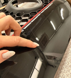 Grill Volkswagen Golf V Red Strip