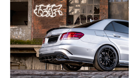 Przedłużenie Spoilera Mercedes-Benz E63 AMG / AMG-Line Sedan W212 Facelift Gloss Black