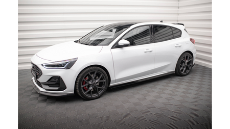 Dokładka Ford Focus ST ST-Line Mk4 Facelift Progi v.5