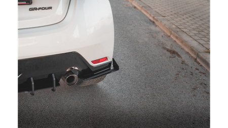 Splittery Tylne Boczne Racing Durability + Flaps Toyota GR Yaris Mk4 Black + Gloss Flaps