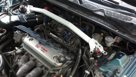 Front upper strut bar Honda Prelude IV 4 White