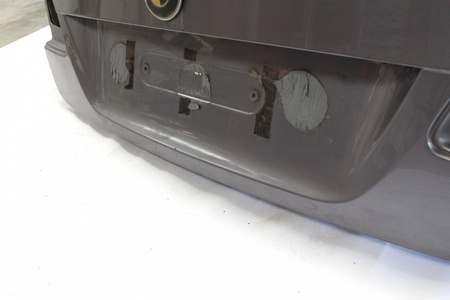 BMW E92 dark gray flap