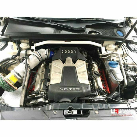 Audi S4 B8 3.0 4WD UltraRacing 2-point front upper Strutbar