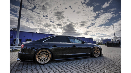 Dokładka Audi S8 D4 Facelift Progi Gloss Black