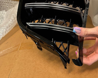 Grill Mercedes-Benz E C207 A207 GT Chrome & Black DAMAGED