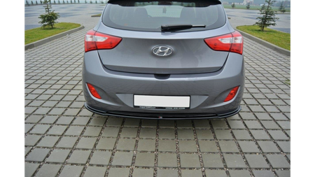 Splitter Hyundai i30 II Tył Środkowy Gloss Black