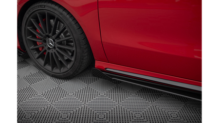 Dokładki Progów Street Pro + Flaps Mercedes-Benz A 45 AMG W176 Facelift Black-Red + Gloss Flaps