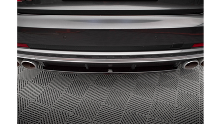 Splitter Tylny Środkowy Audi S8 D5 Gloss Black
